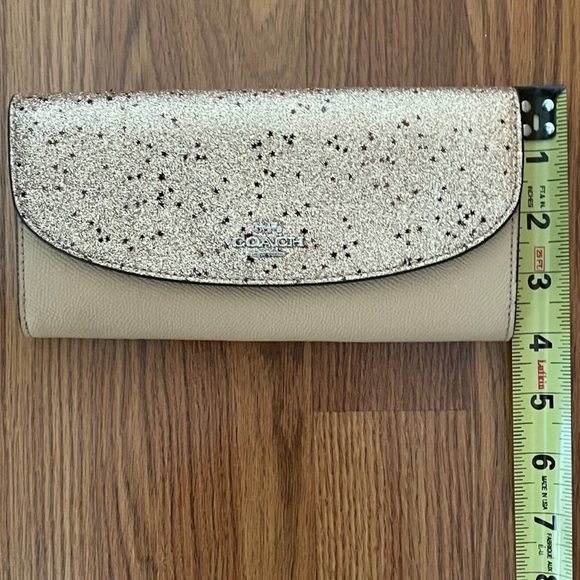 Coach Leather Envelope Wallet Sparkly Metallic Gold Clutch Evening Formal - Picture 4 of 12